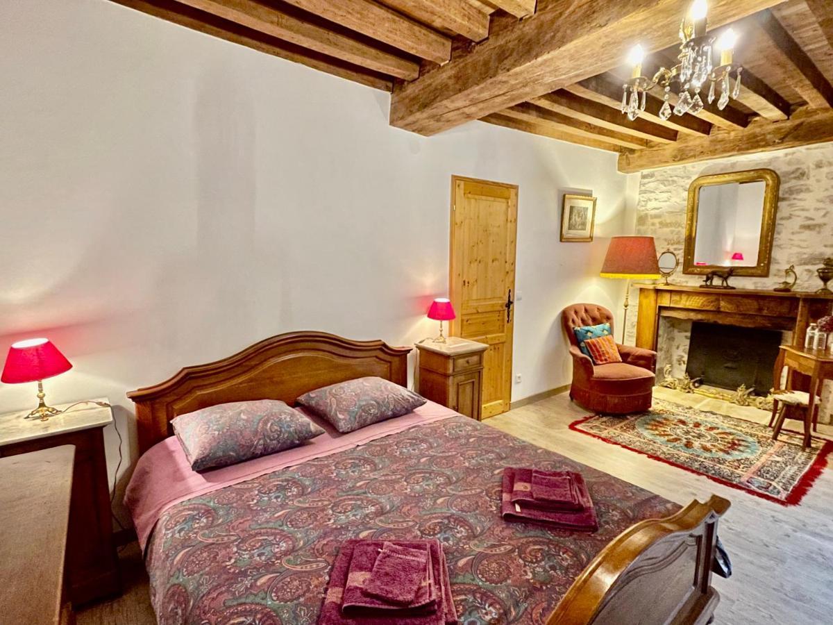Manoir Saint-Pierre Bed & Breakfast Villersexel Exterior photo