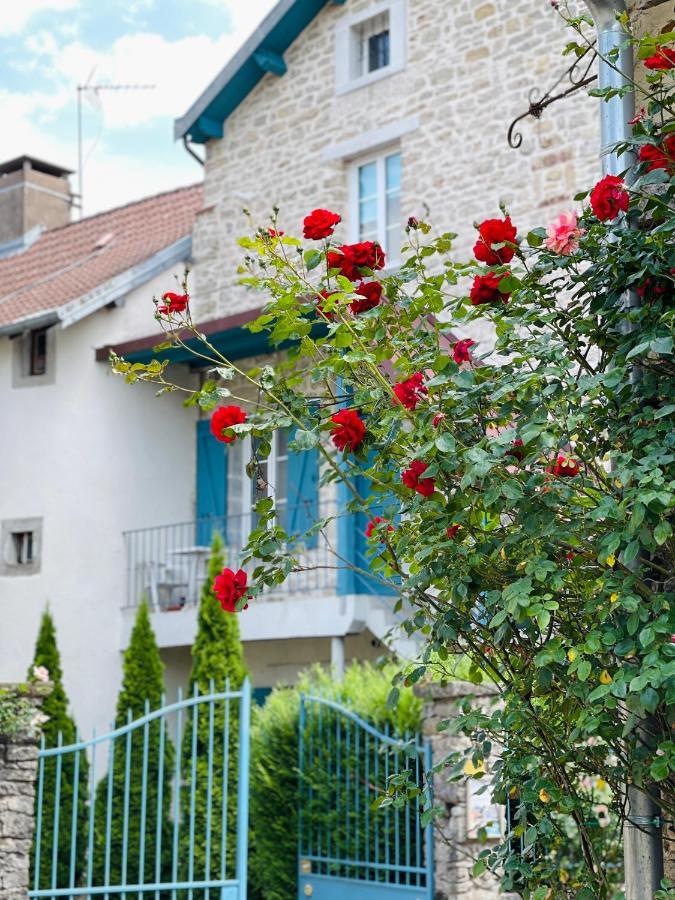 Manoir Saint-Pierre Bed & Breakfast Villersexel Exterior photo