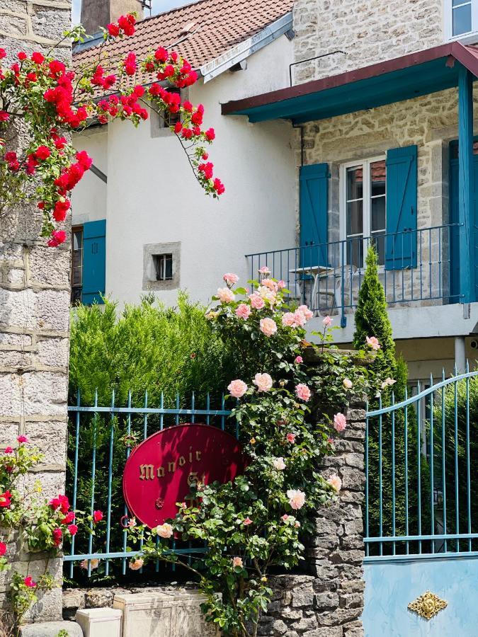 Manoir Saint-Pierre Bed & Breakfast Villersexel Exterior photo